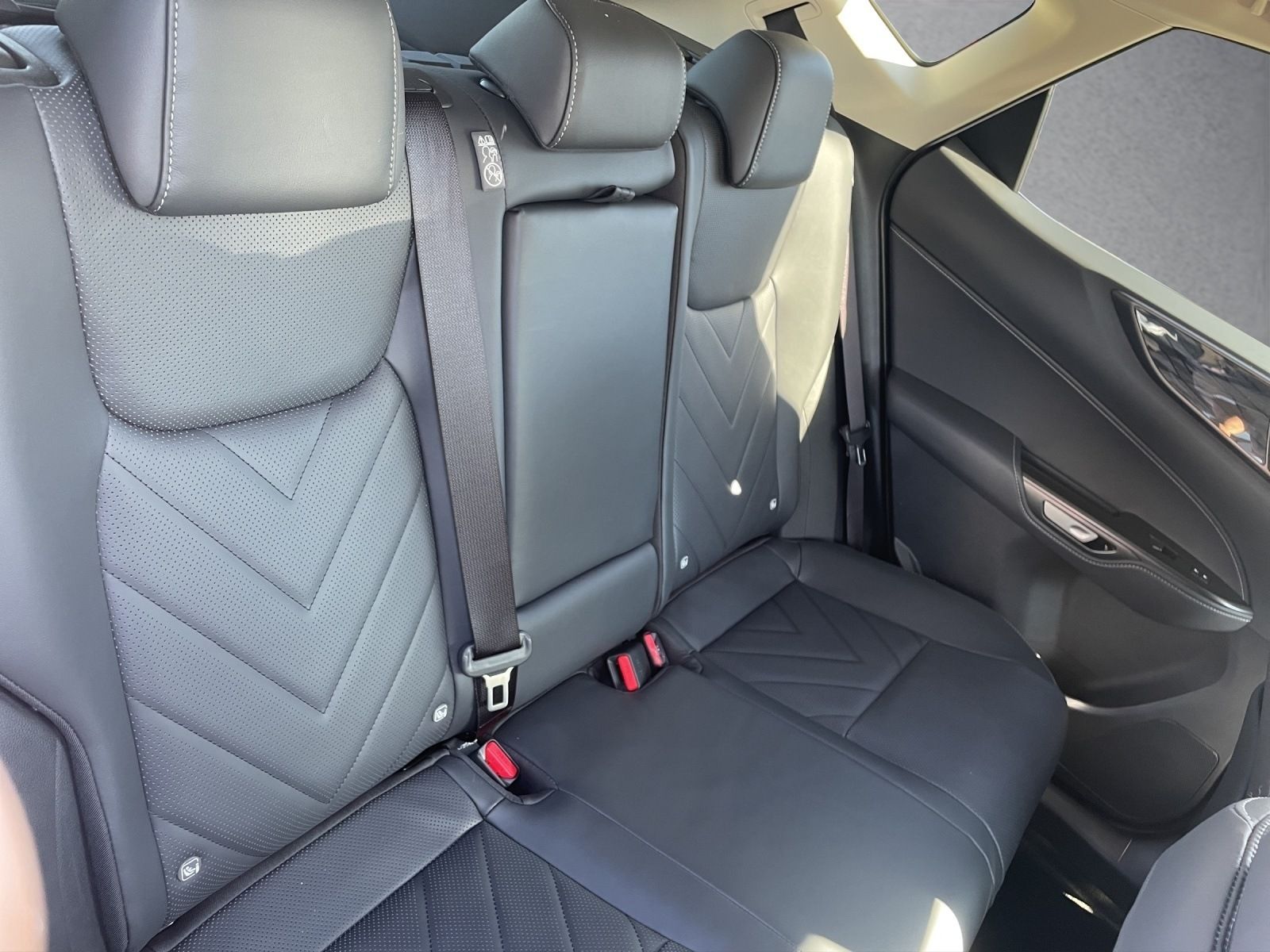 Lexus NX 450h - Bild 17