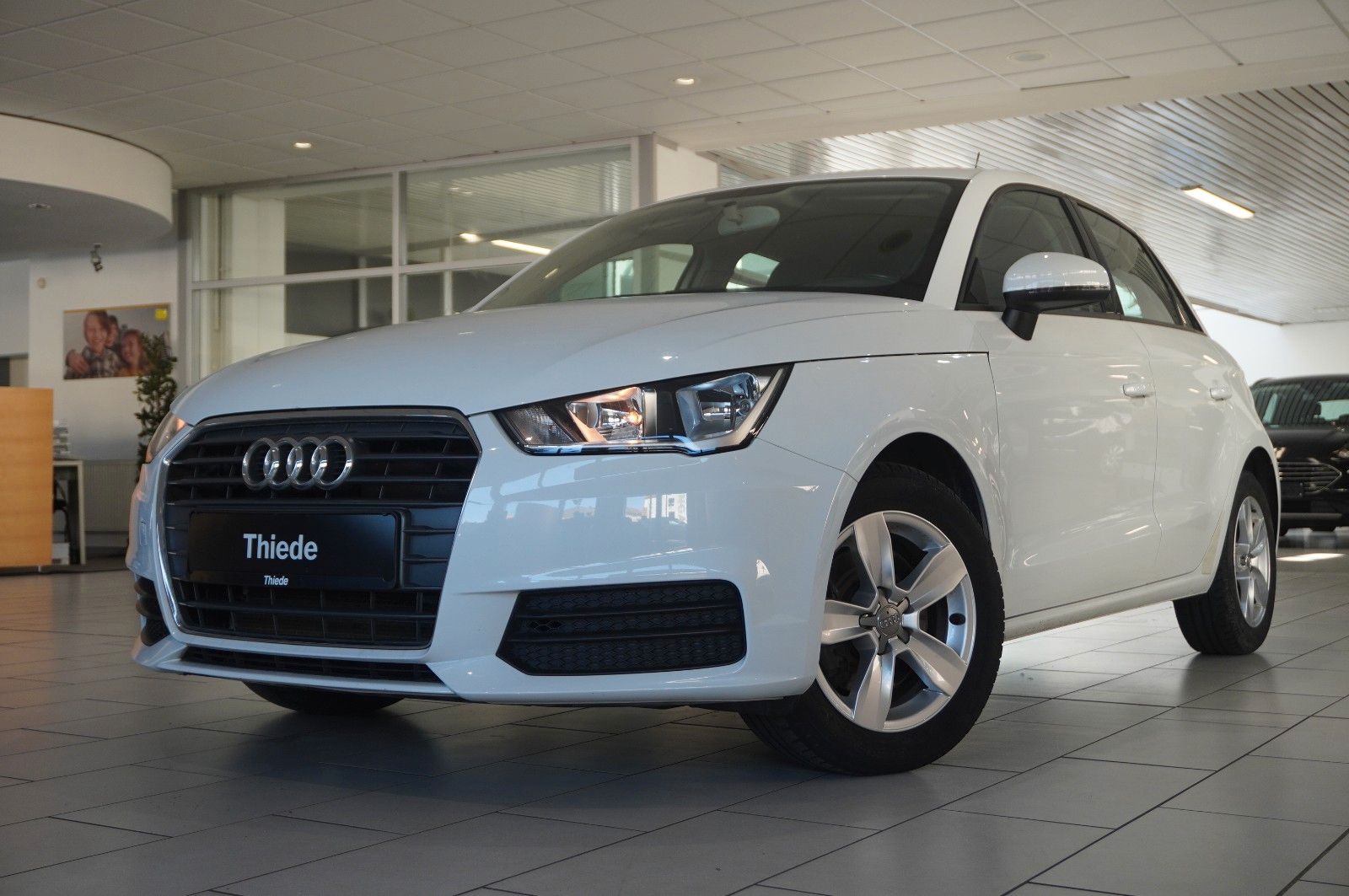 Fahrzeugabbildung Audi A1 Sportback 1.6 TDI NAVI/SHZ/TEMP./KLIMA/MULTI.