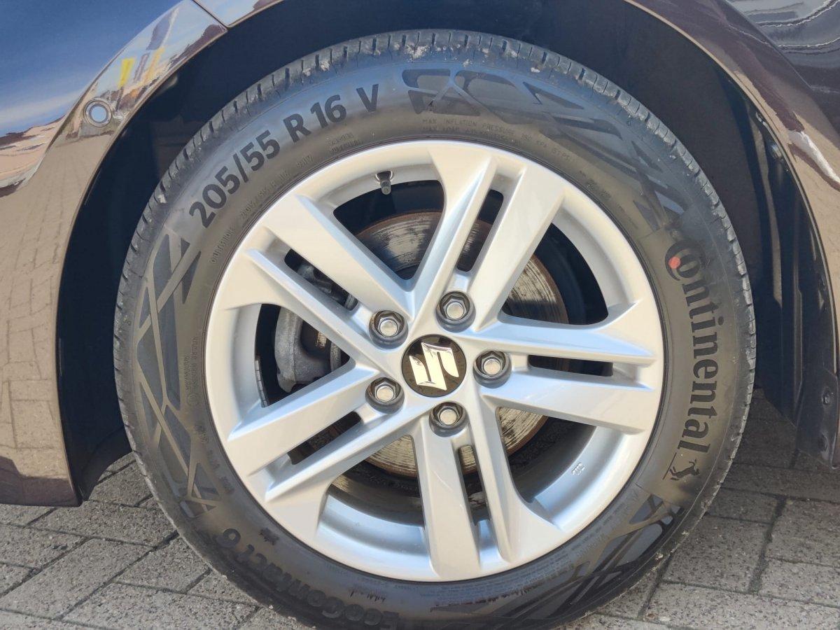 Suzuki SWACE COMFORT+ CVT HYBRID RFK ACC