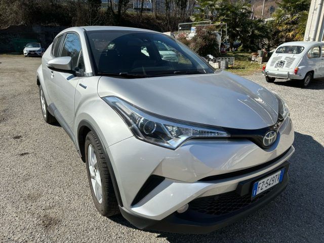 Toyota TOYOTA C-HR 1.8 Hybrid E-CVT