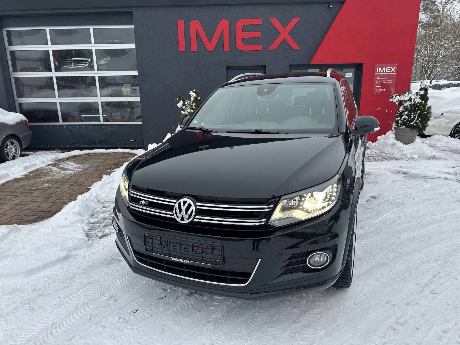 VW Tiguan R-Line  Sport &amp; Style 4Motion 184 PS  DSG