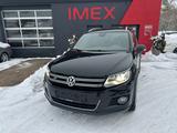 Volkswagen Tiguan R-Line  Sport & Style 4Motion 184 PS  DSG - Volkswagen Tiguan: Sport Style