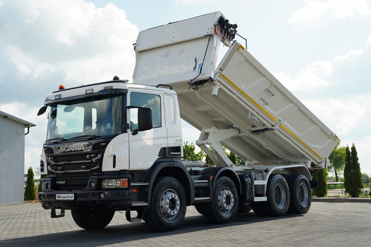 Scania P 440 / 8x4 / WYWROTKA 2 STRONNA / HYDROBURTA /