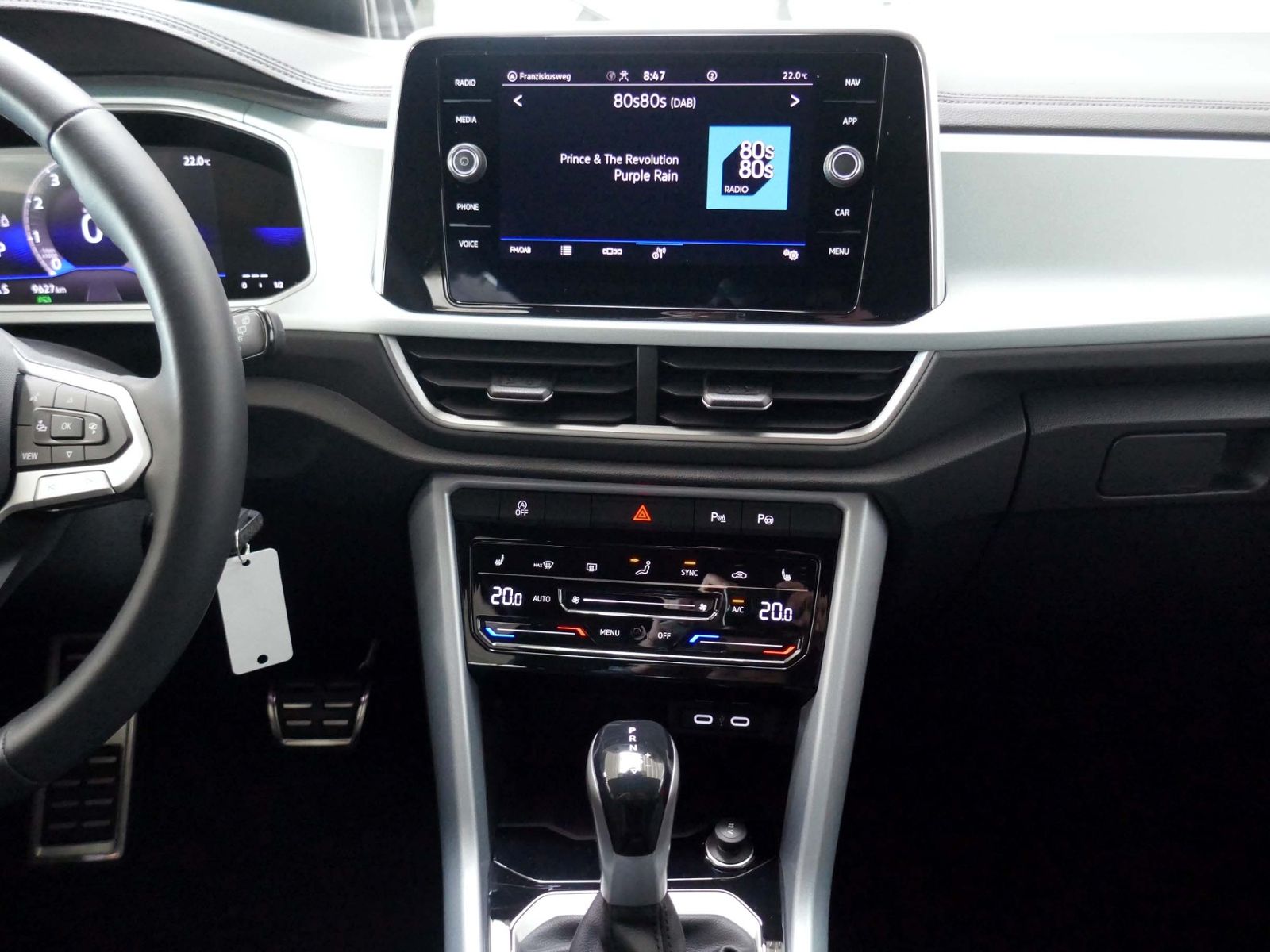 Fahrzeugabbildung Volkswagen T-Roc GOAL 1.5 TSI DSG | LED AHK RFK ACC