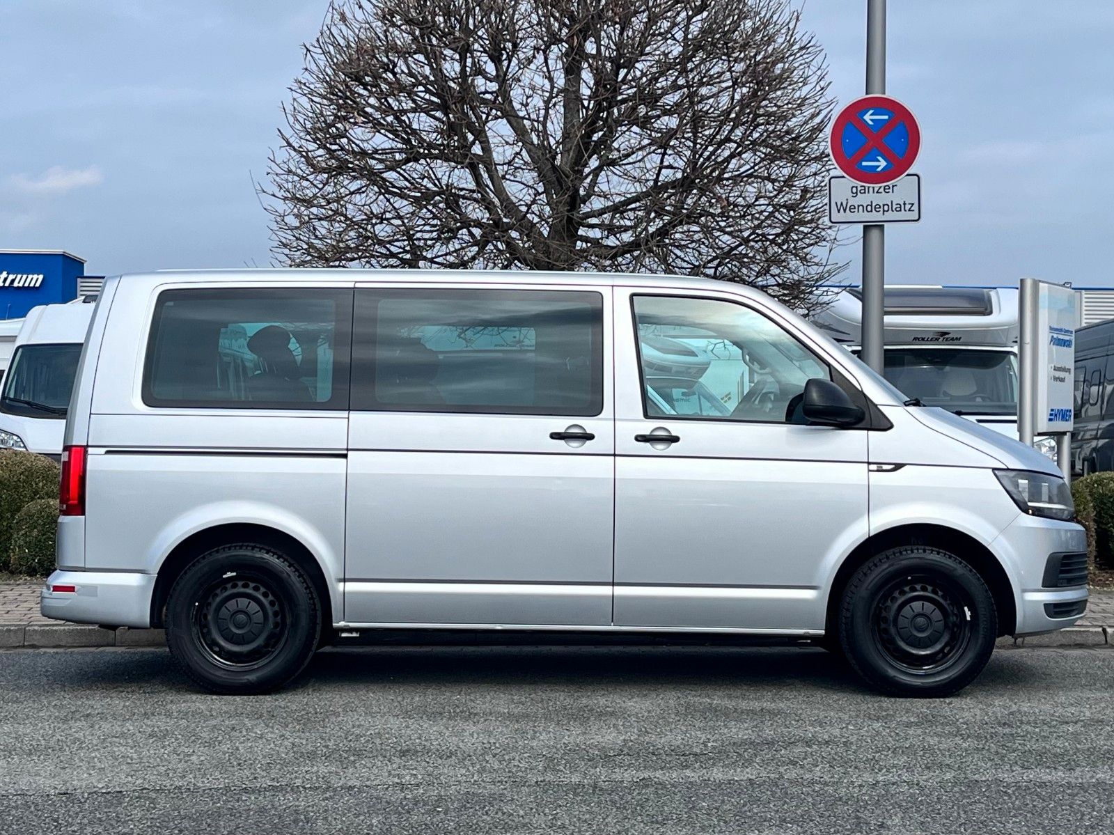 Fahrzeugabbildung Volkswagen T6 Multivan Trendline