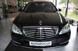 Mercedes-Benz S 500 Lim.*Glasdach*Sitzbel*Komfortsitze*Softclo - Mercedes-Benz S 500: L