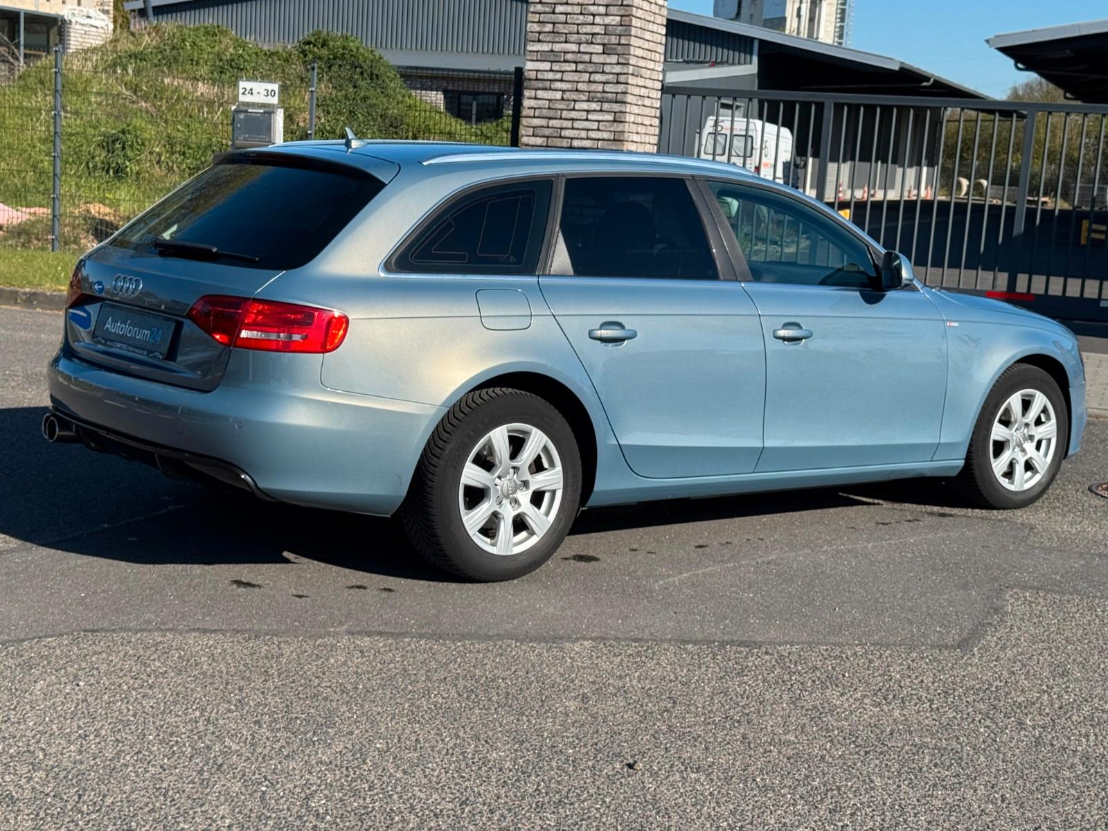 Audi A4 2008 — photo 5