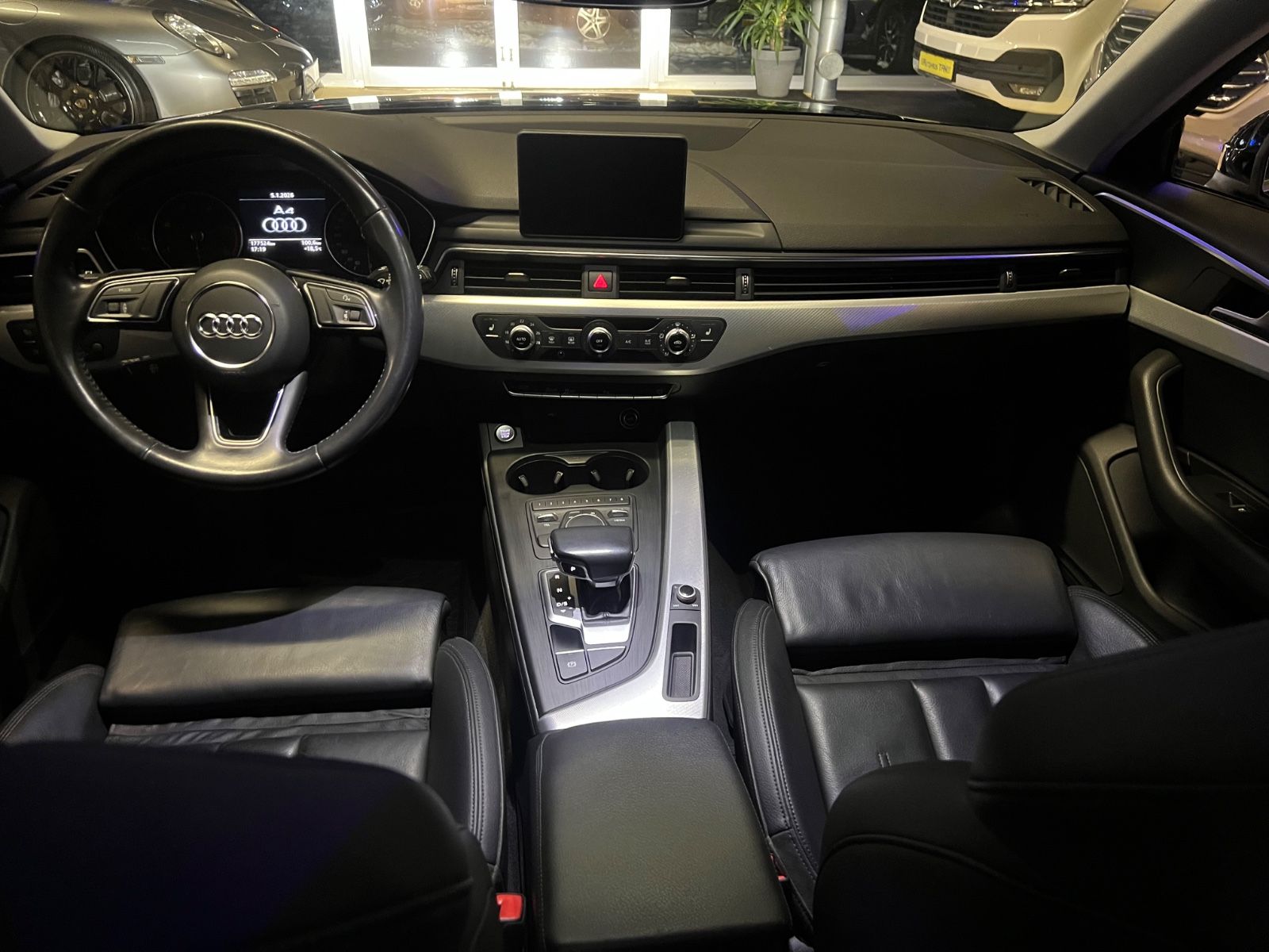 Fahrzeugabbildung Audi A4 2.0 TDI Avant sport *LEDER*AUTOMATIK*LED*