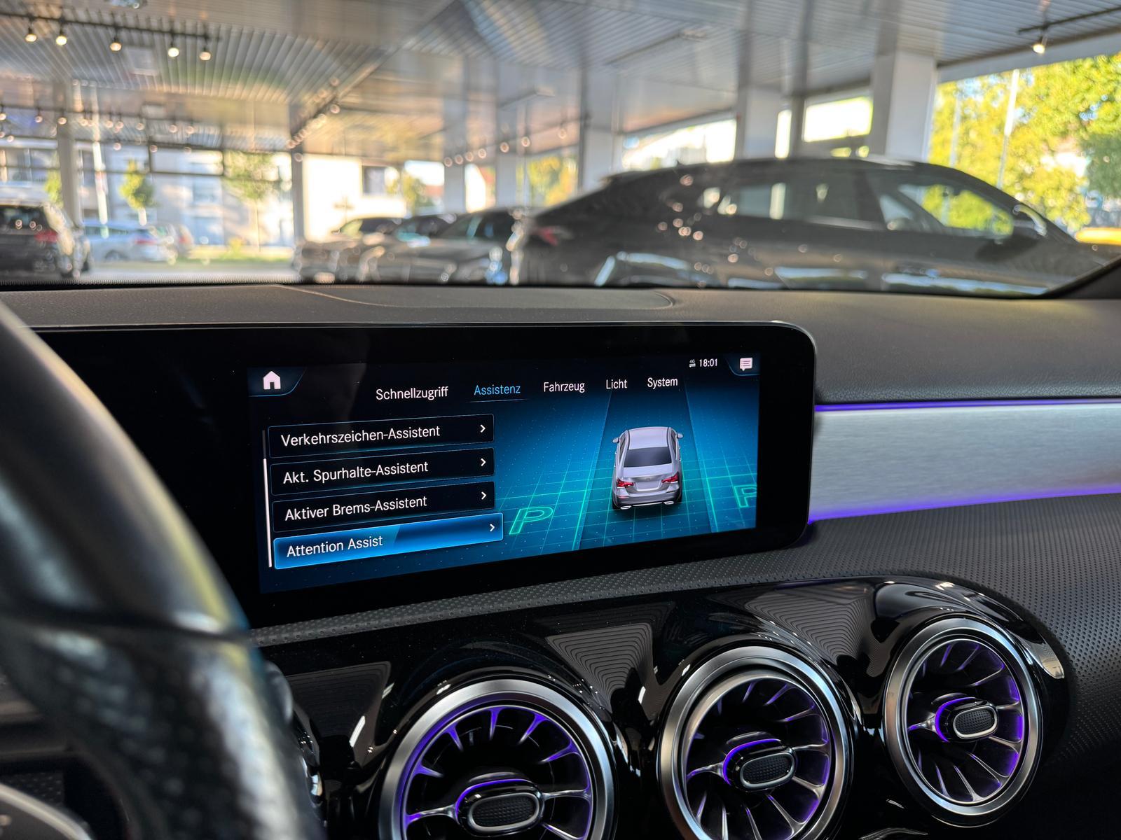 Mercedes-Benz A 250 e Limo 3x AMG SPORT*MBUX*WIDE*PANO*KAM*LED