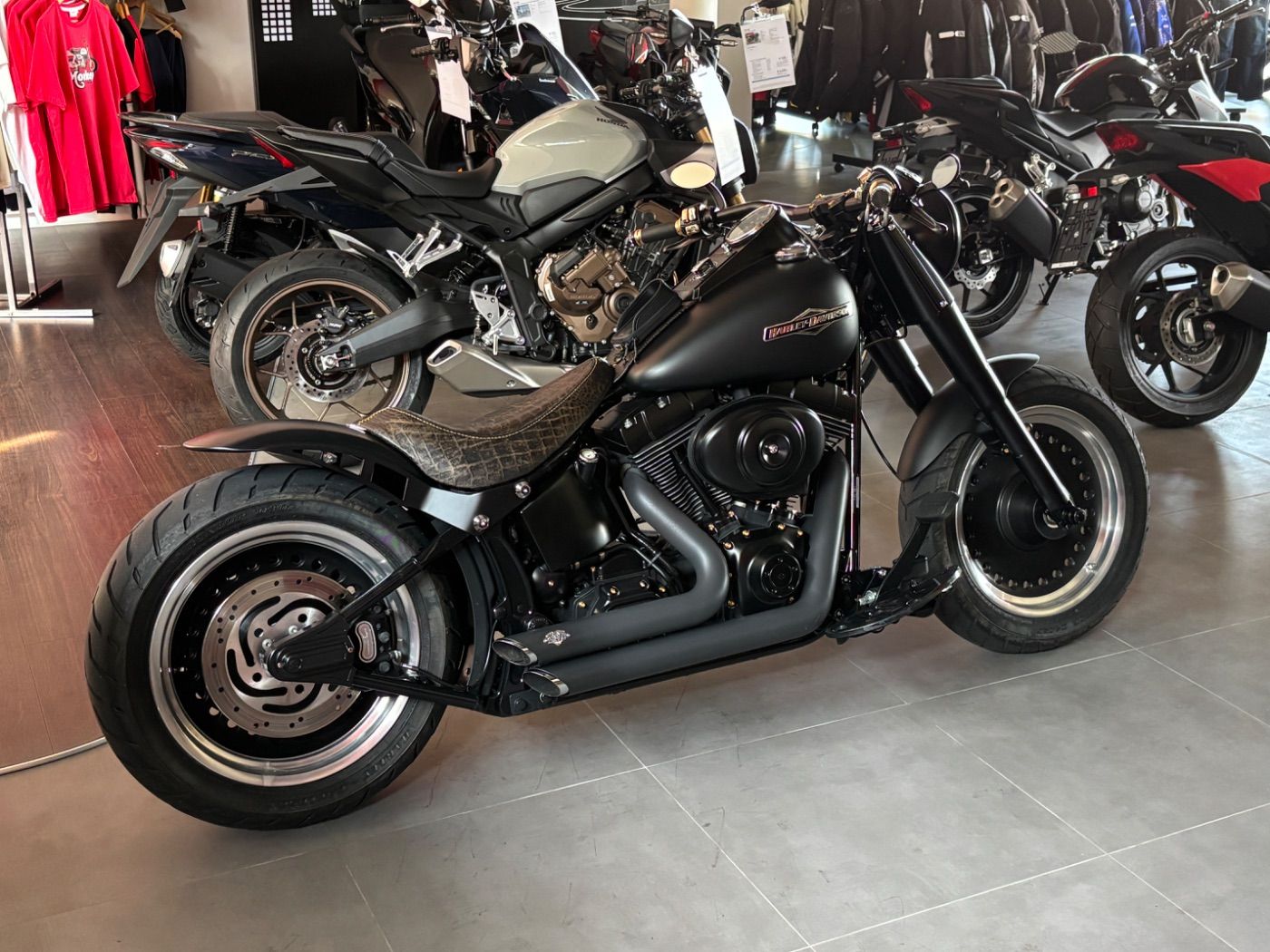 Fahrzeugabbildung Harley-Davidson Heritage Softtail Custom Umbau Fat Boy