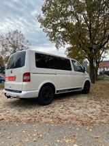 Volkswagen T5 Caravelle - gebrauchte VW T5 Caravelle aus dem Jahr 2005