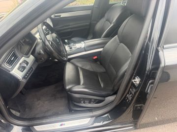 BMW 740 - 10