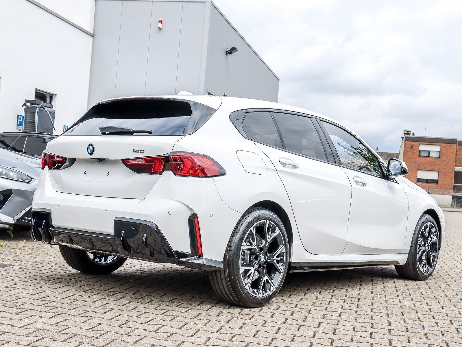 BMW 120 - Bild 2