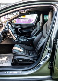 Fahrzeugabbildung Opel Insignia A Sports Tourer OPC 4x4 STANDH.|BOSE