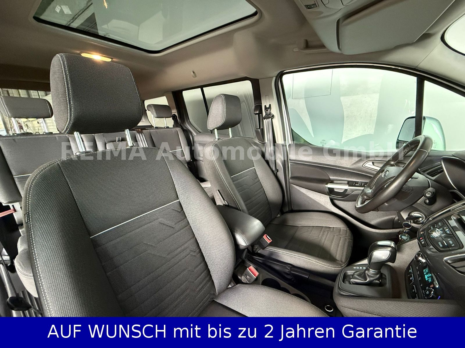 Fahrzeugabbildung Ford Tourneo Connect L2 1,5 D Automatik, Pano, Navi