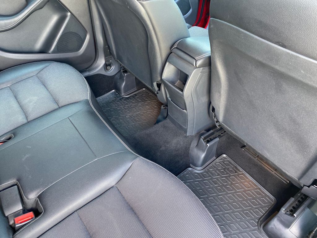 Fahrzeugabbildung Mercedes-Benz B 180 7G-DCT Urban *Navi*Sitzheizung*Automatik*