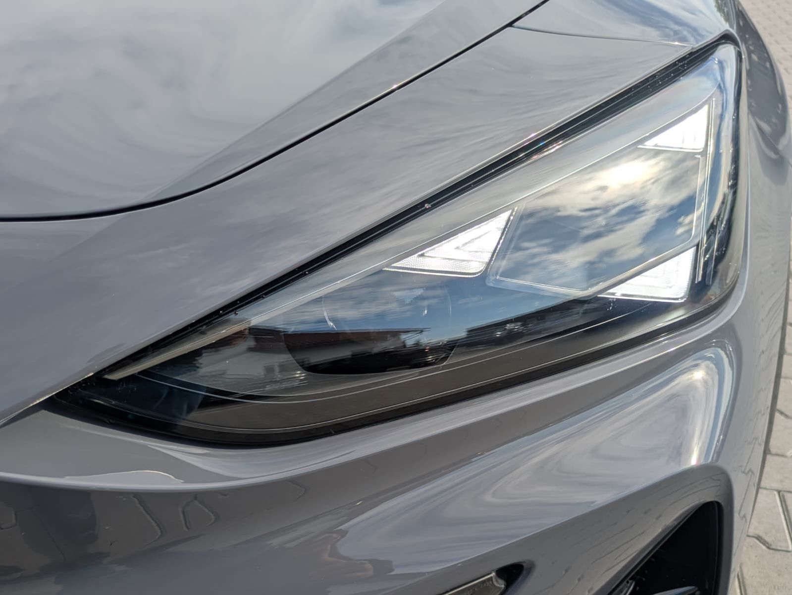 Vehicle image CUPRA Formentor 1.5 eTSI PANO*MATRIX*SENNH.*DINAM*360°