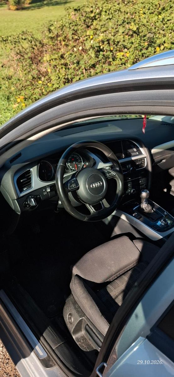 Audi A4 2015 — engine 1.968 cm³, 150 HP (110kW)