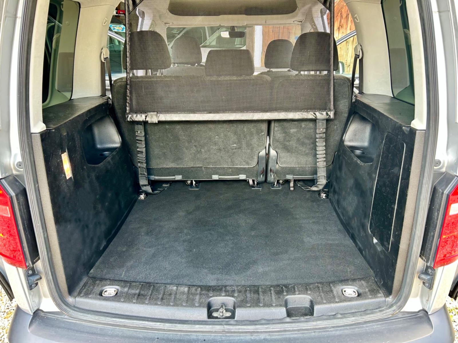 Volkswagen Caddy PKW Trendline BMT