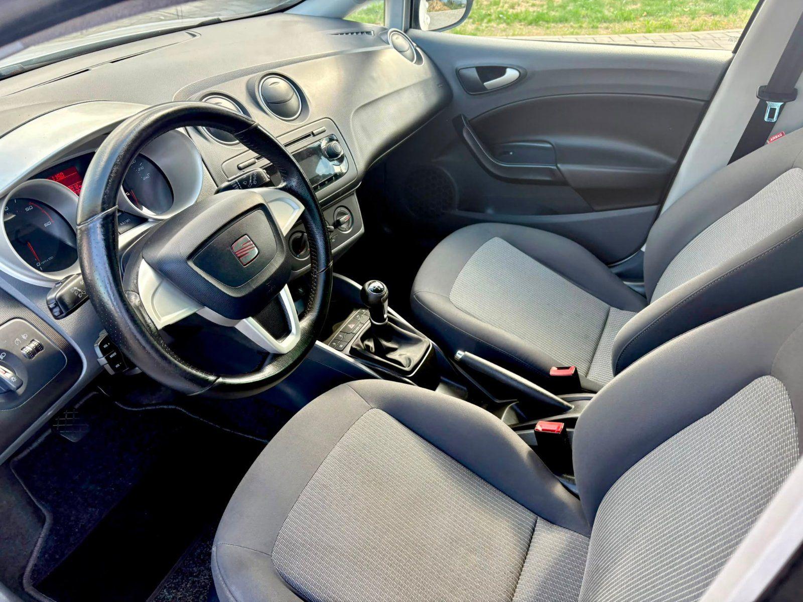 Seat Ibiza 2010 — photo 8