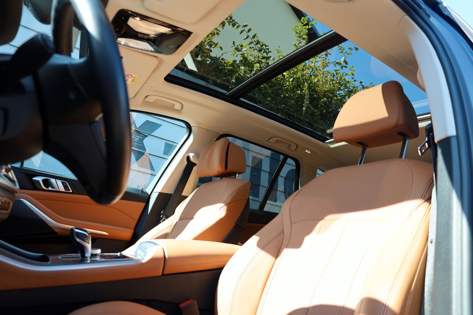 Fahrzeugabbildung BMW X5 xDrive 45e,Leder,Navi,Panorama,HUD,Kamera,ACC