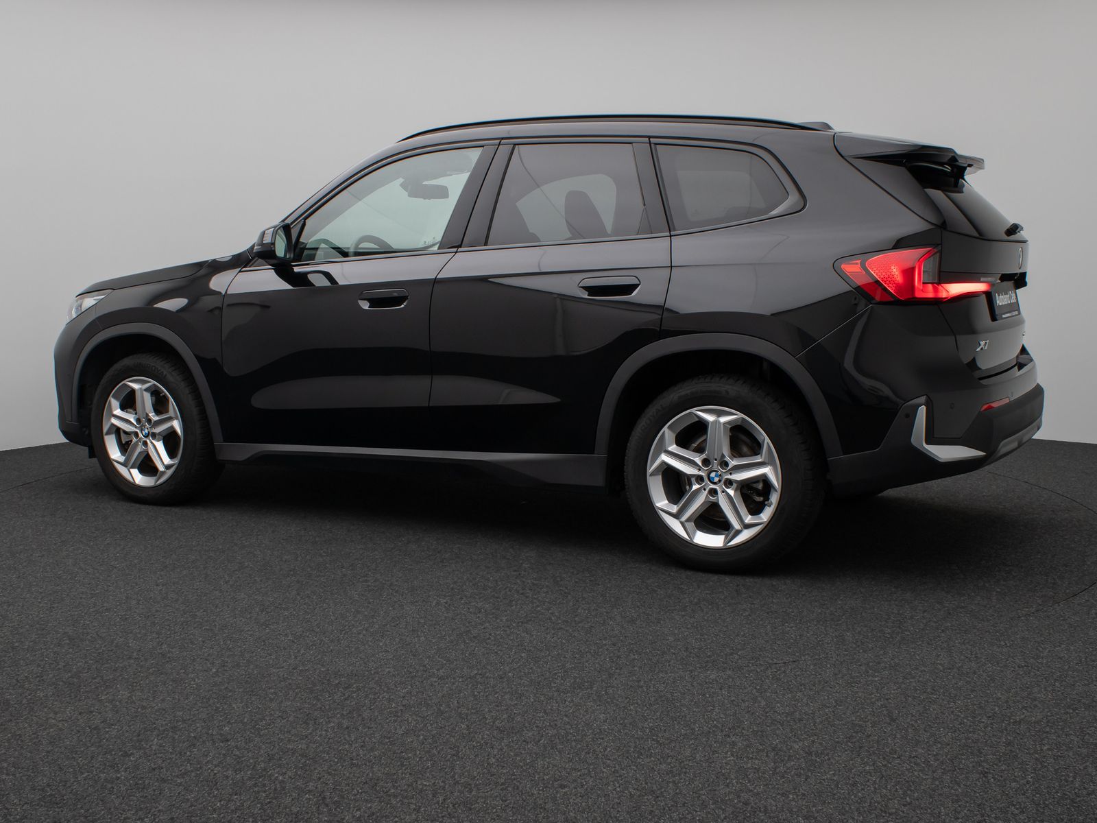Fahrzeugabbildung BMW X1 sD20i Kamera DAB Sport Komfort AHK 18Zoll