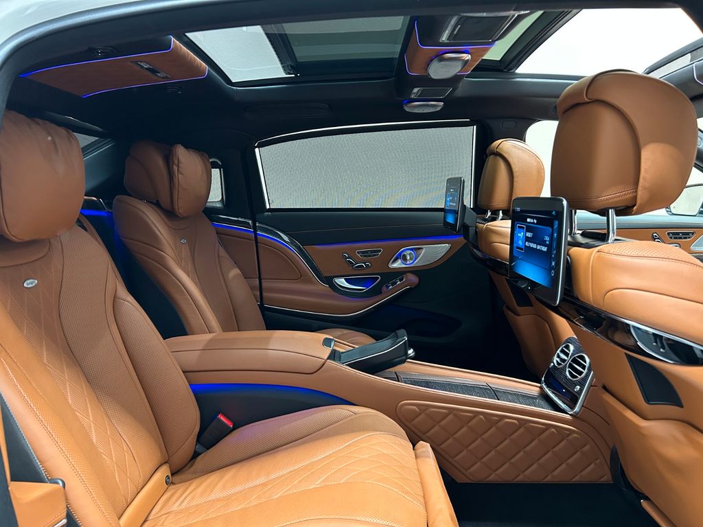 Mercedes-Benz S 560 S560 Maybach 4M *CHAUFFEUR PAKET*FOND-TV*MASSAGE