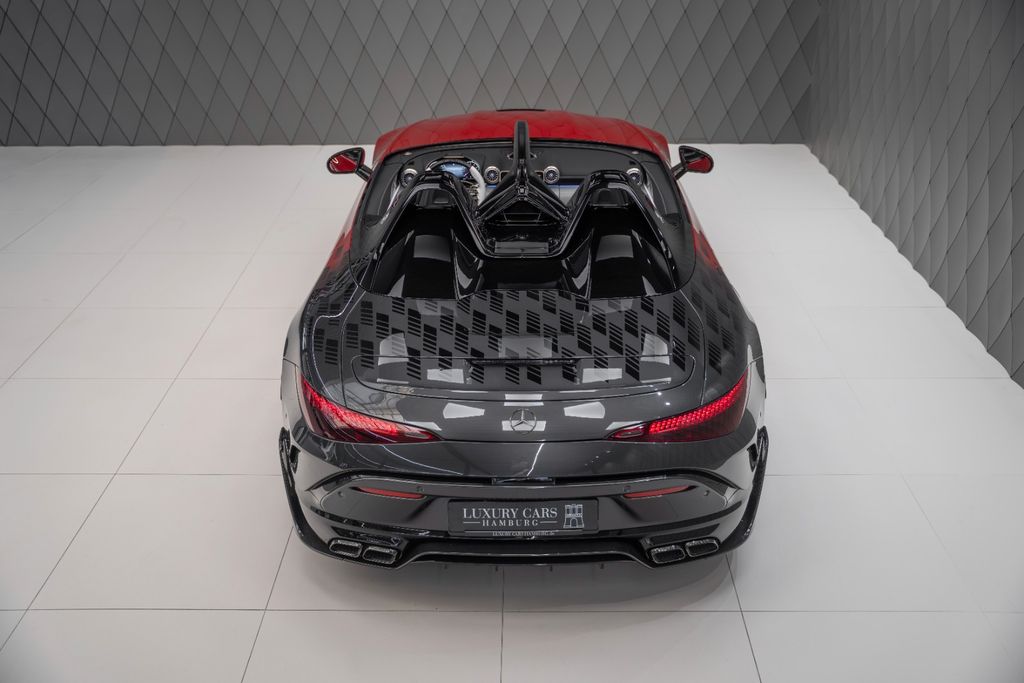 AMG PURESPEED RED/BLACK 2026 - Bild 31