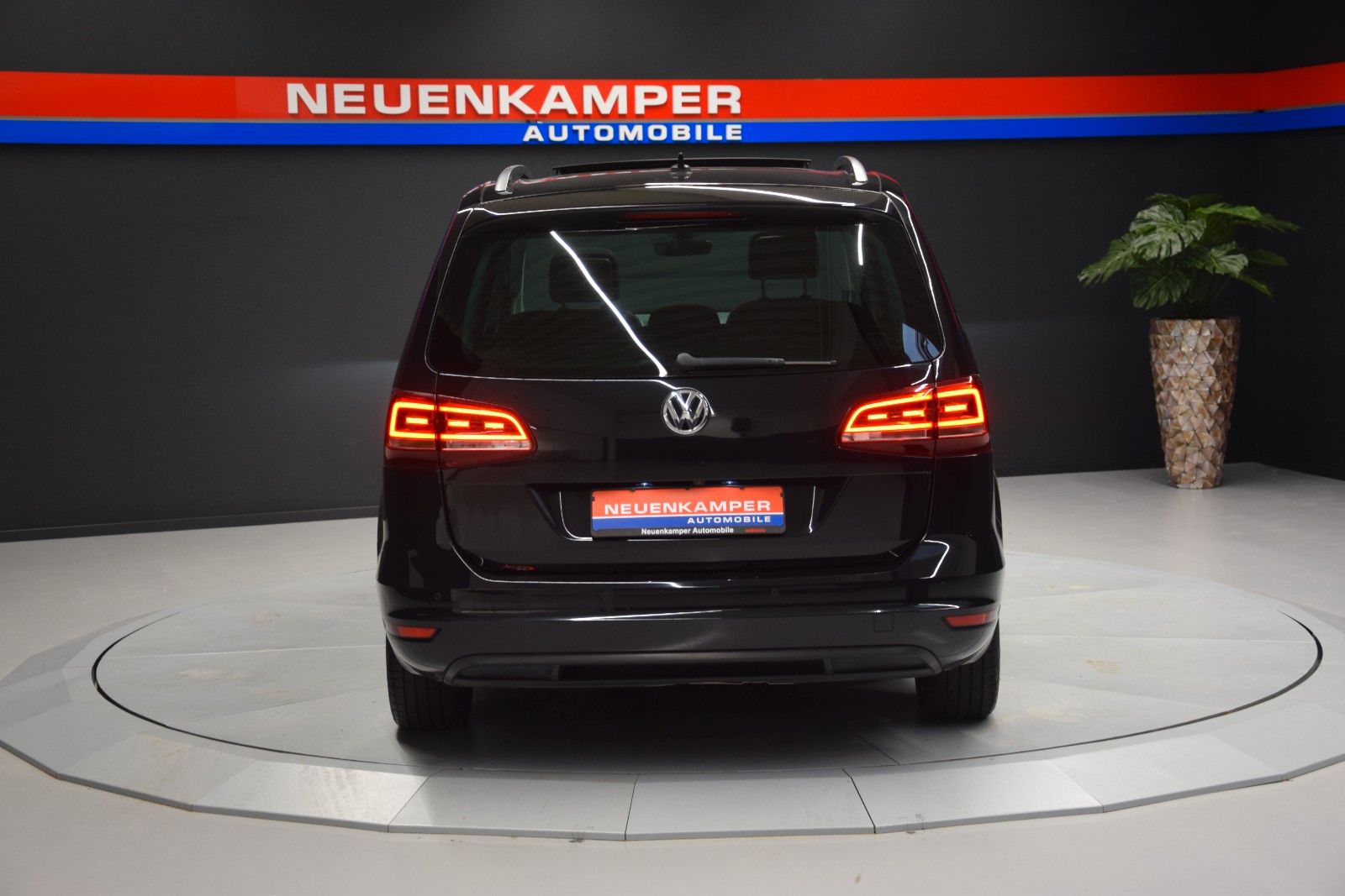 Fahrzeugabbildung Volkswagen Sharan Join Pano ACC Easy-Open Kamera Bi-Xenon