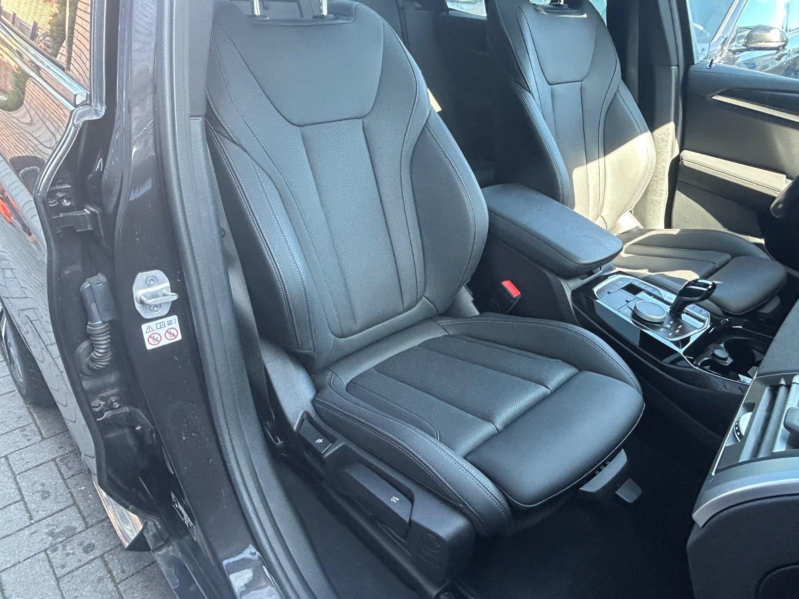 BMW X3 xDrive 20d M Sport PANO LASER ACC HUD AHK 20" — 21