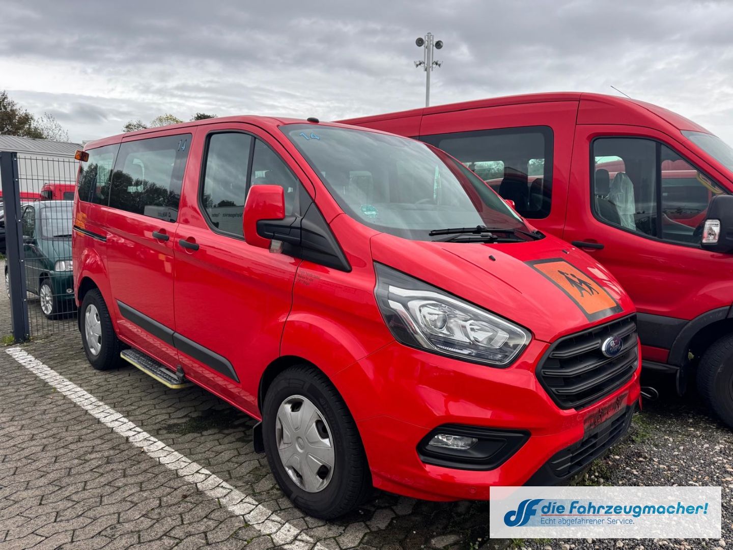 Fahrzeugabbildung Ford Transit Custom Trend *TURBOSCHADEN *2607