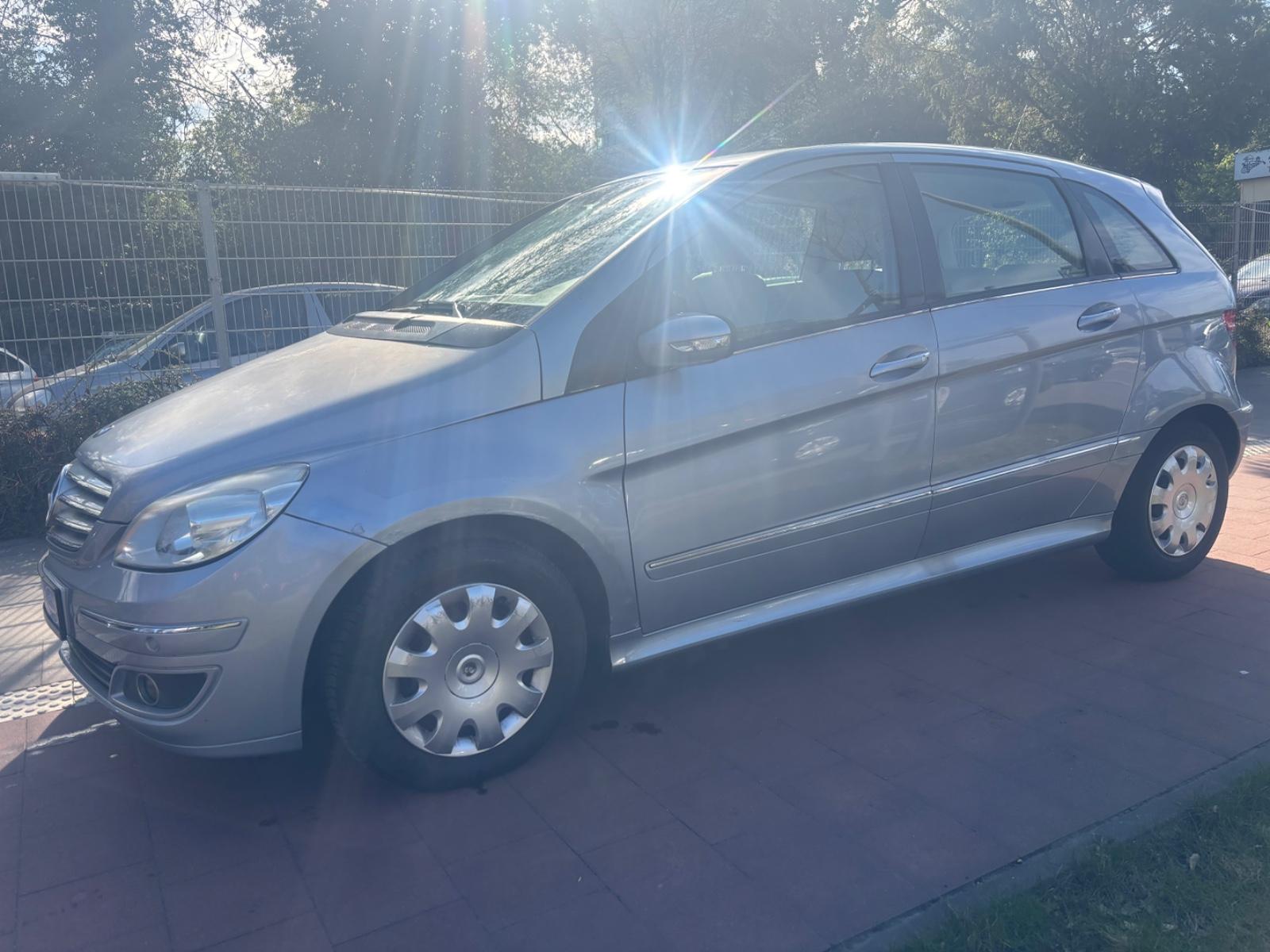 Mercedes-Benz B 170 B Automatik Navi Multimedia