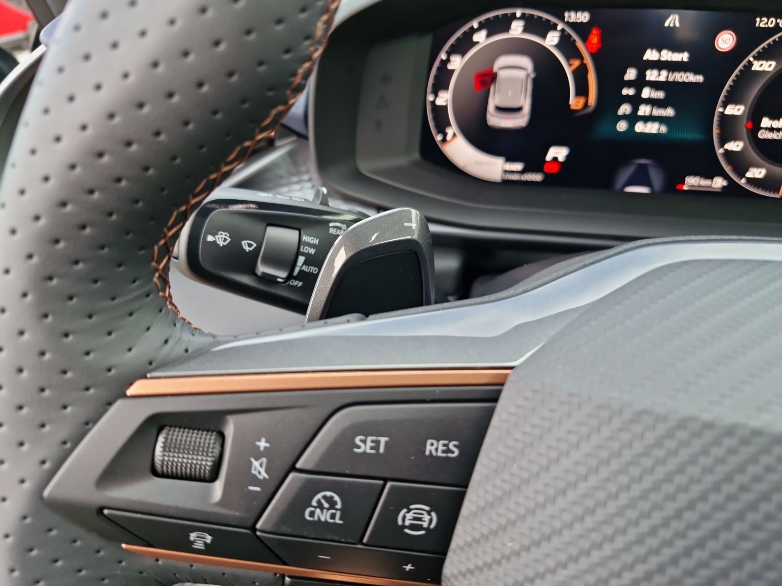 Fahrzeugabbildung CUPRA Terramar 1.5 eTSI DSG ACC AHK KAMERA