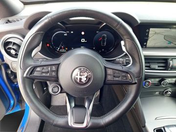 Alfa-Romeo Stelvio - 10