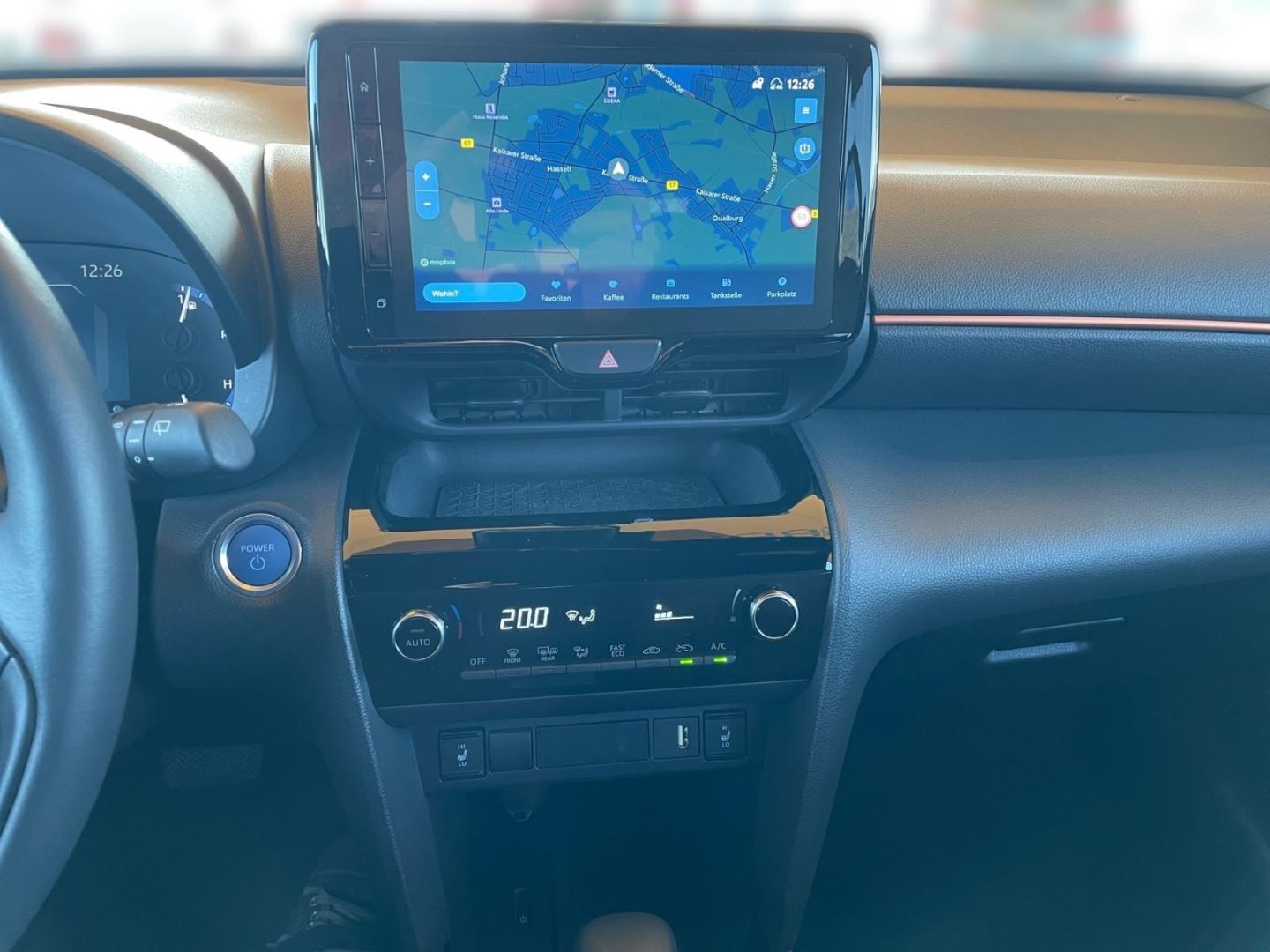 Fahrzeugabbildung Toyota Yaris Cross 1.5 Hybrid Spicy Edition LED Navigat