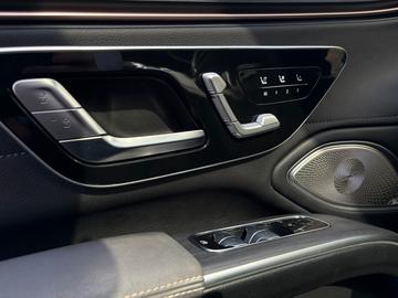 صورة مصغرة 13 لـ 2021 Mercedes-BENZ EQS