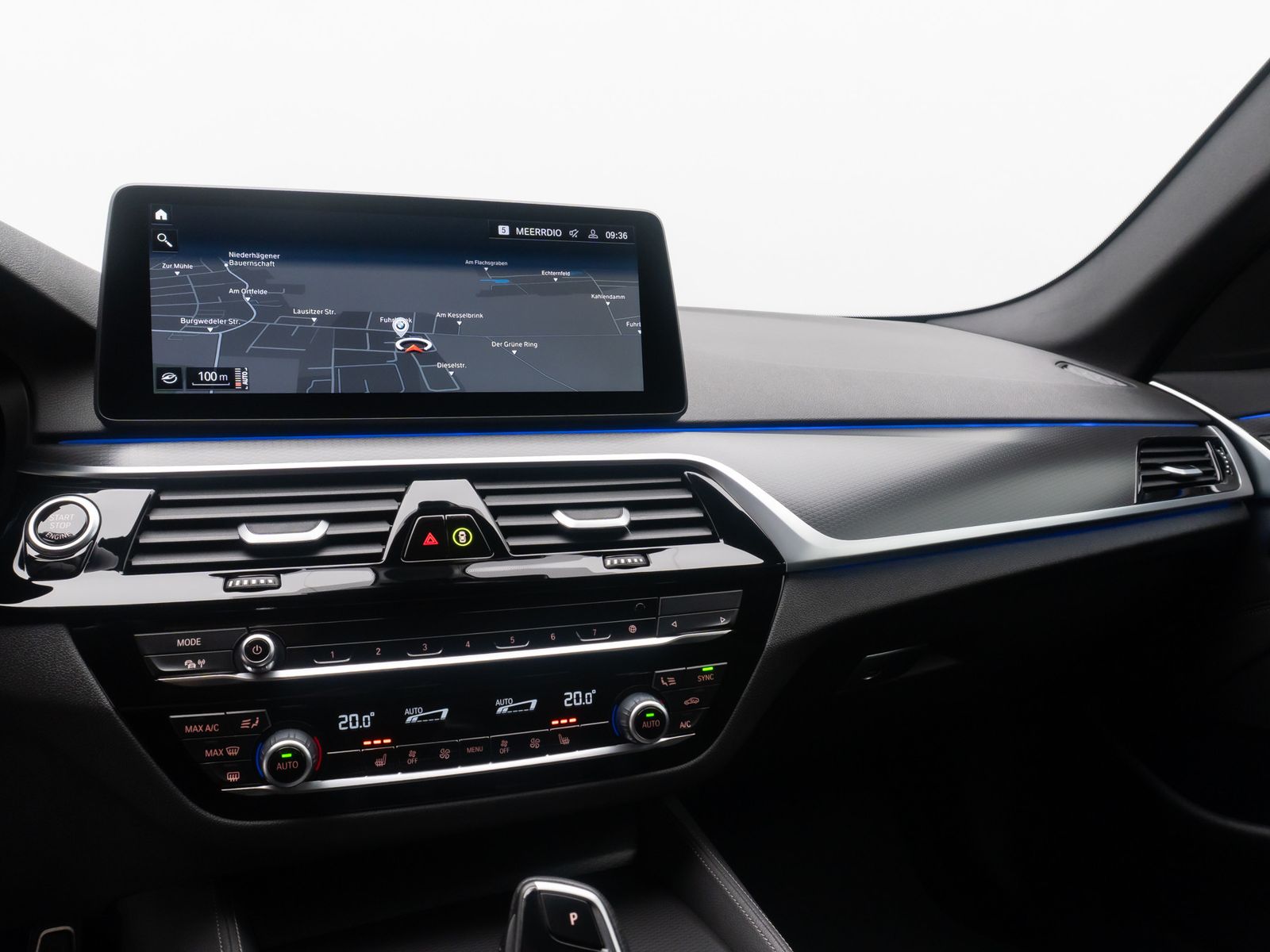 Fahrzeugabbildung BMW 520d xD M Sport DAB Laser HUD AHK Alarm Komfort