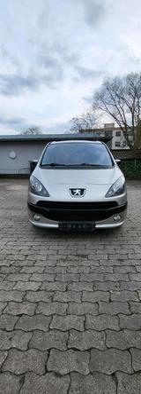 Peugeot  1007 1.4 benzin - Peugeot 1007: 1.4