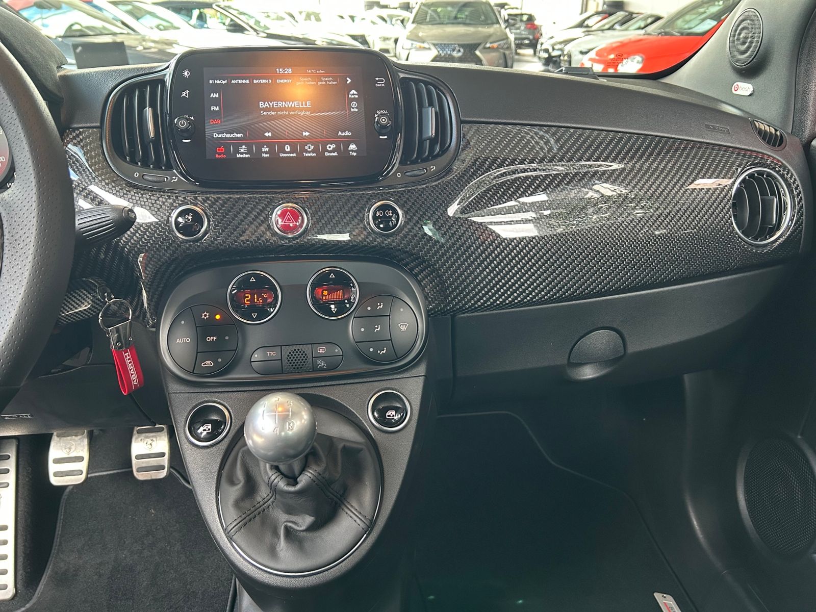 Fahrzeugabbildung Abarth 695C Turismo BEATS NAVI XENON