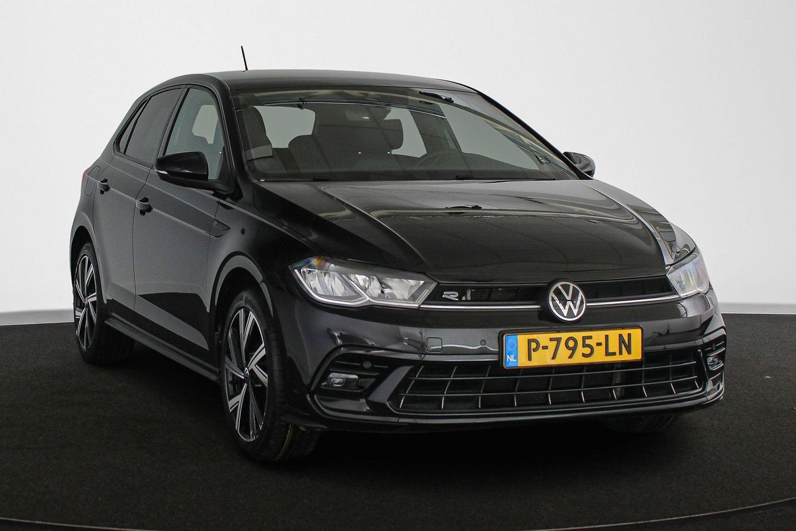 Volkswagen Polo 1.0 TSI R-Line imagem 2