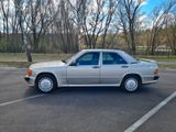 Mercedes-Benz 190 E 2,3-16 - Mercedes-Benz 190: 16 190e