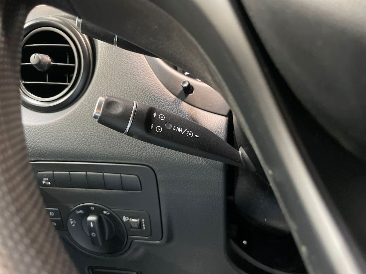 Fahrzeugabbildung Mercedes-Benz Vito 114 CDI RWD lang Sortimo #Tempomat#PDC lang
