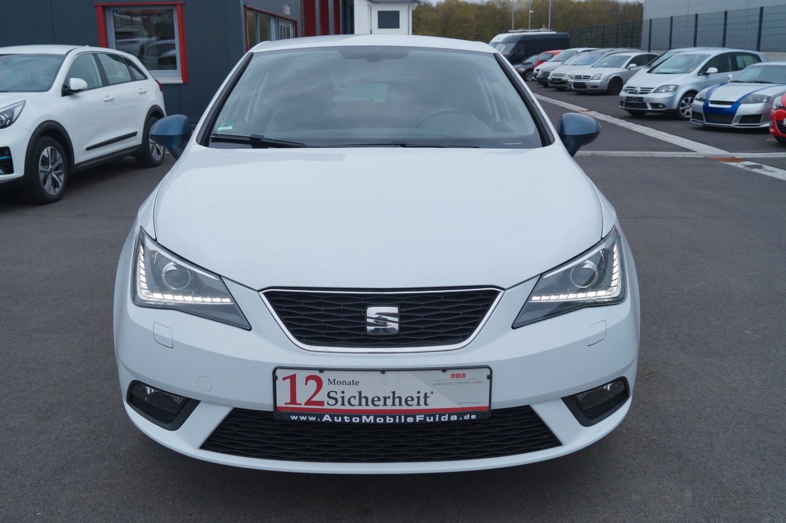 Fahrzeugabbildung SEAT Ibiza SC Connect *TÜV, Inspektion + Garantie