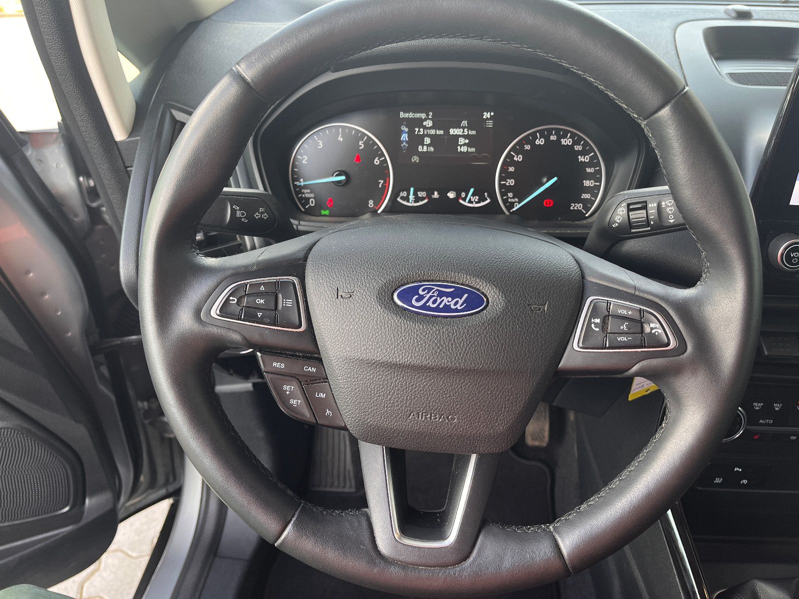 Fahrzeugabbildung Ford EcoSport Titanium