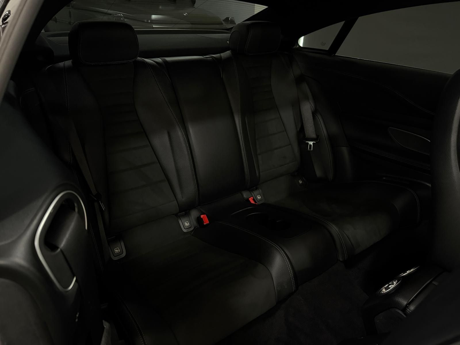 Mercedes-Benz E 300 d Coupe  AMG-Line 9G*PANO*AMBIENTE*KAM*DAB foto 24