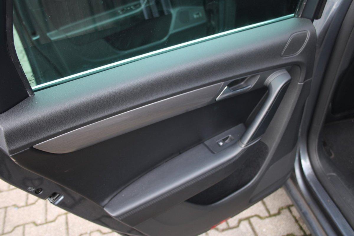 Volkswagen Passat 2012 — photo 13