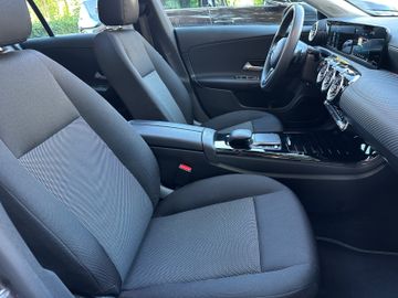 Mercedes CLA 180 Shooting Brake - 9