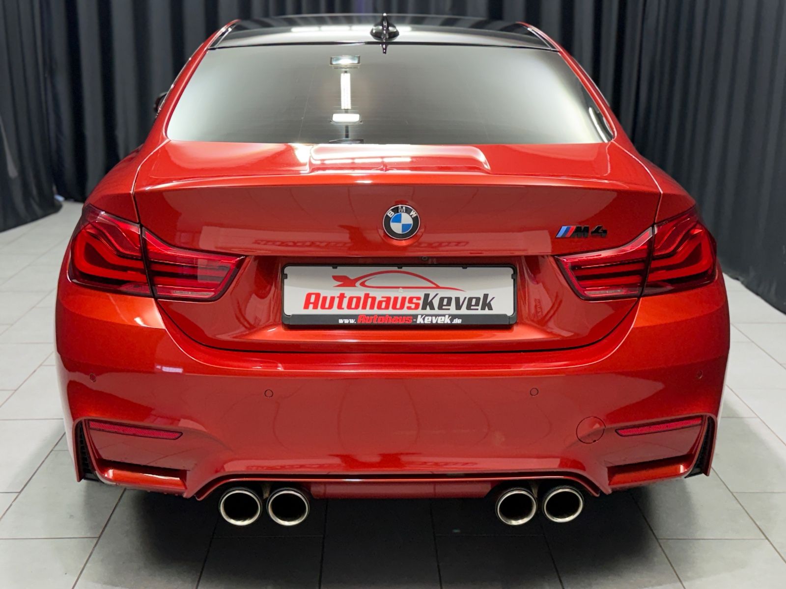 Fahrzeugabbildung BMW M4 Competition Coupe |NGM|LCI|H/K|DE-FZG