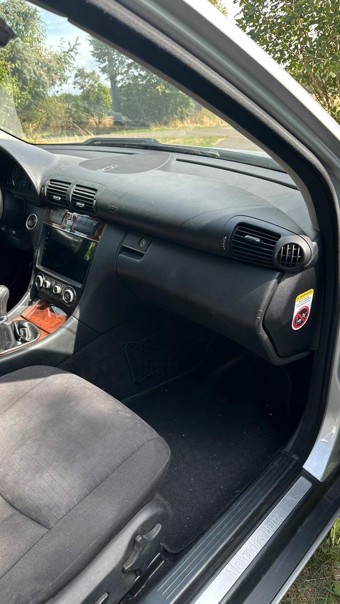 Mercedes-Benz C180 2007 — photo 9