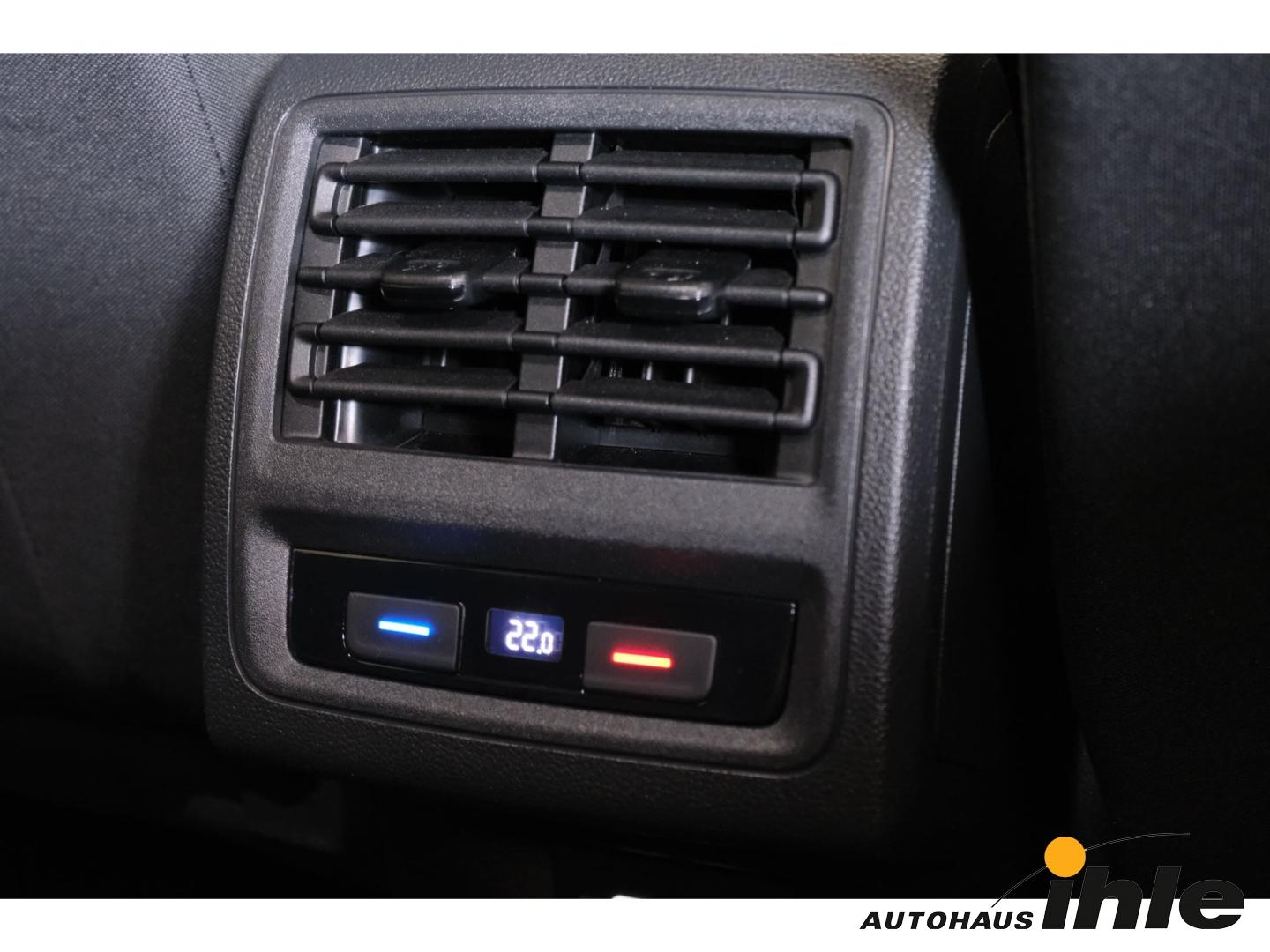 Volkswagen Golf VIII 1,5 eTSI DSG IQ-LIGHT+NAVI+R-FAHRKAMER, миниатюра 15